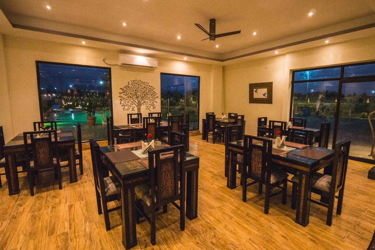 La Vita Nuova Resort Shaugaon エクステリア 写真