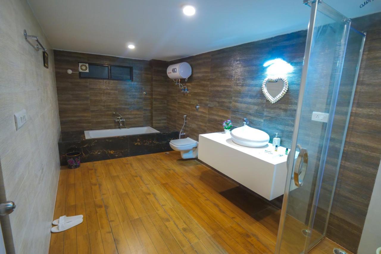 La Vita Nuova Resort Shaugaon エクステリア 写真