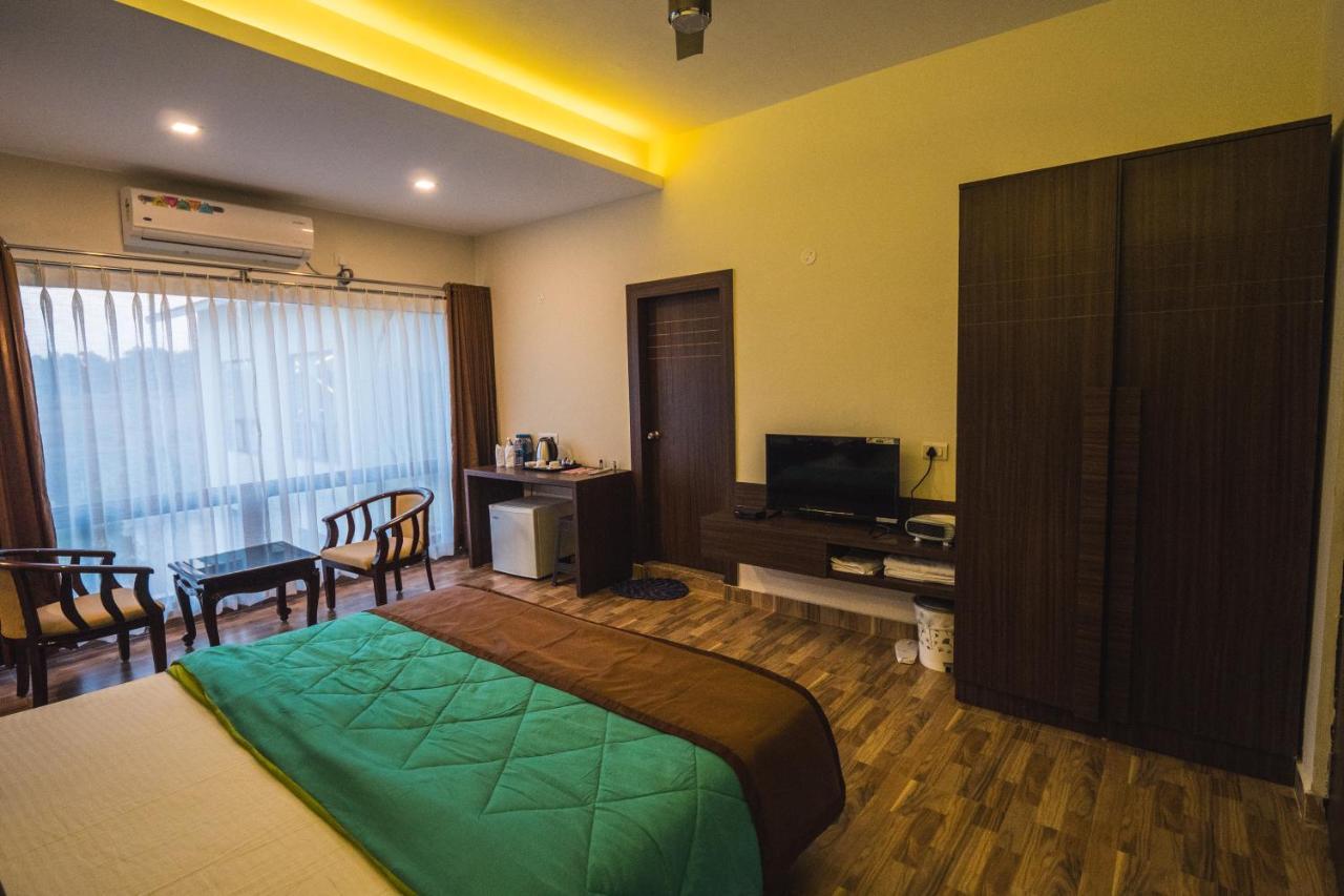 La Vita Nuova Resort Shaugaon エクステリア 写真