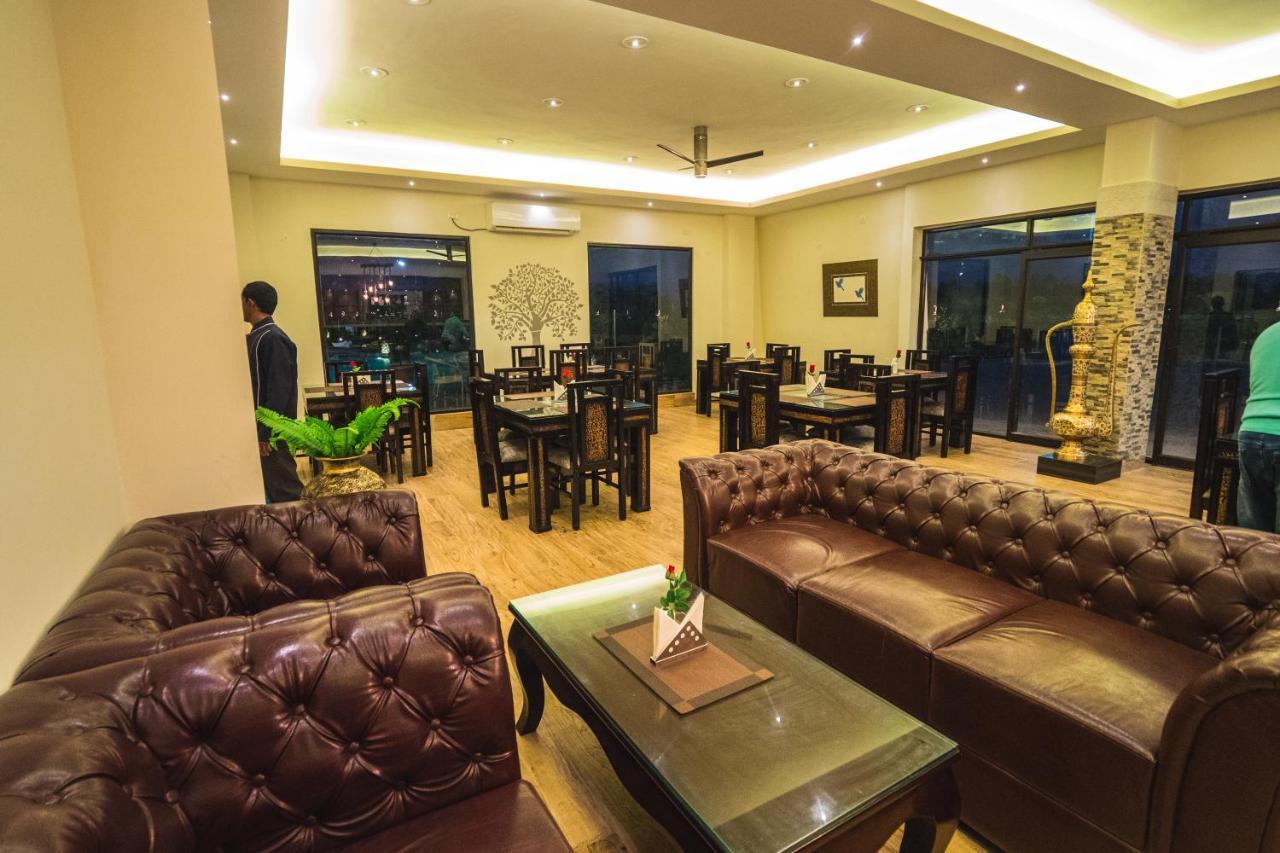 La Vita Nuova Resort Shaugaon エクステリア 写真