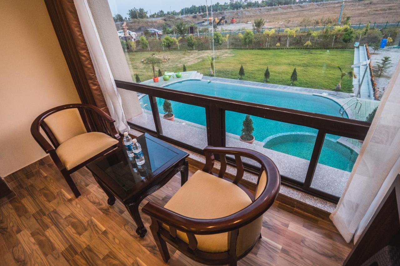 La Vita Nuova Resort Shaugaon エクステリア 写真