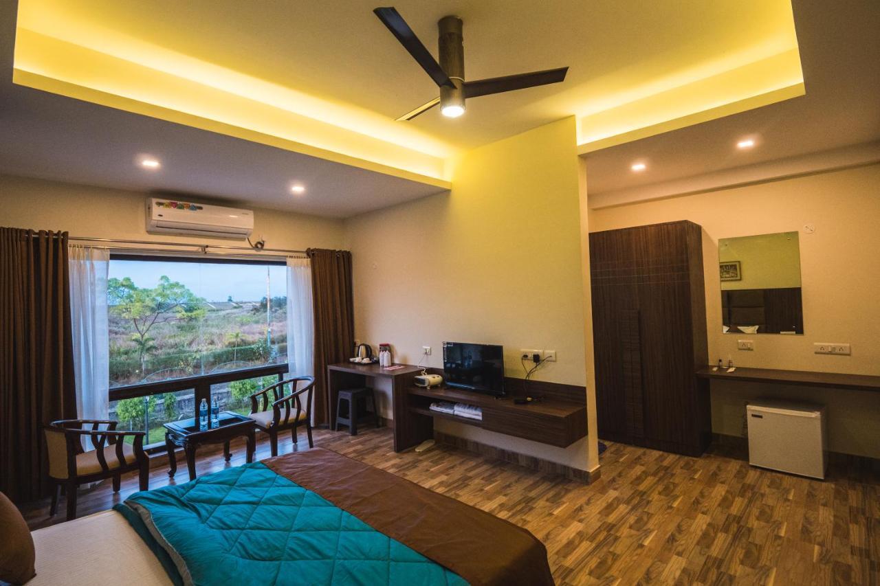 La Vita Nuova Resort Shaugaon エクステリア 写真